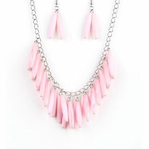 💕 BUBBLE GUM PINK ACRYLIC NECKLACE 💕
